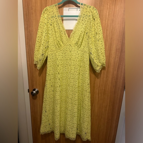 Anthropologie Chartreuse Lace Midi Dress Size 4 - Picture 11 of 14